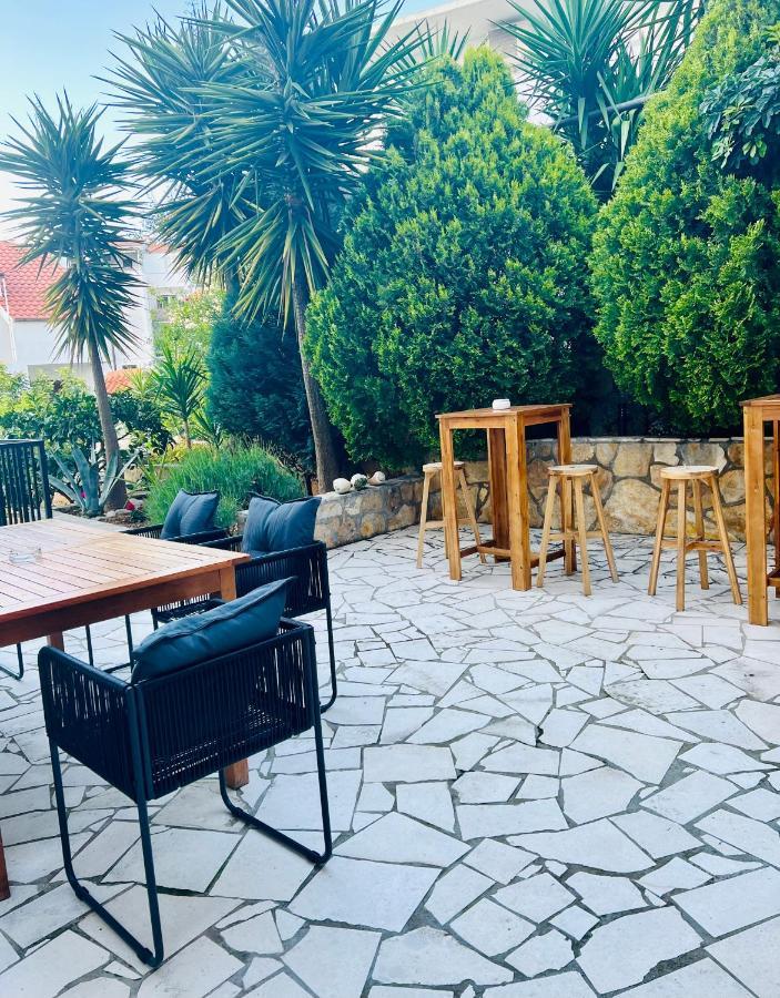 Guesthouse Dvoshko Hvar Exteriör bild