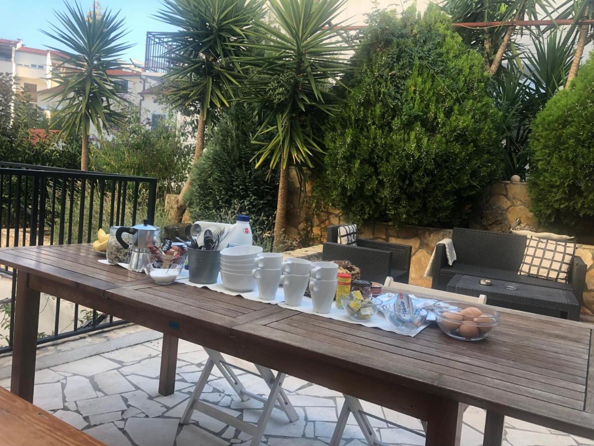 Guesthouse Dvoshko Hvar Exteriör bild